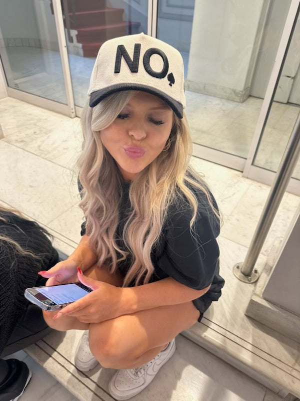 "NO" A-FRAME HAT (OFF-WHITE/BLACK)